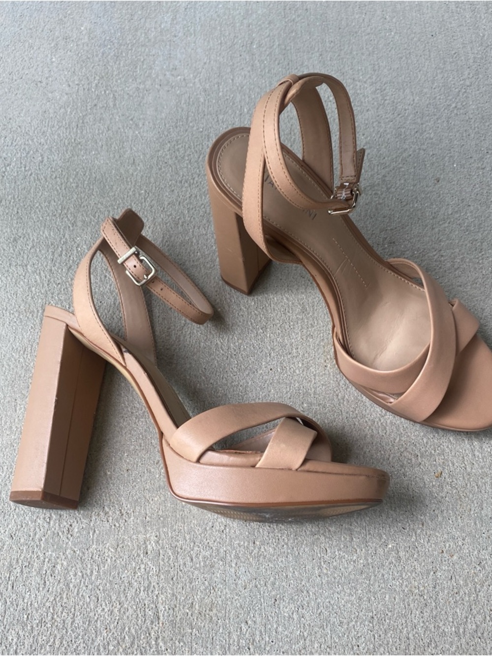 Gianni Bini Nude Tan Platform Block Heel Strappy Sandals 9.5